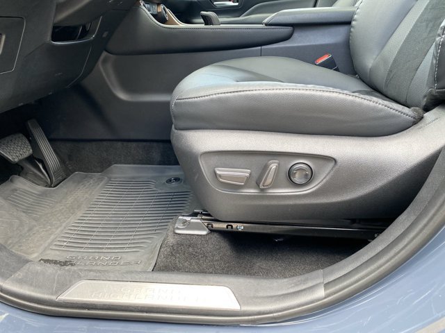 Used 2024 Toyota Grand Highlander AWD Hybrid image 13