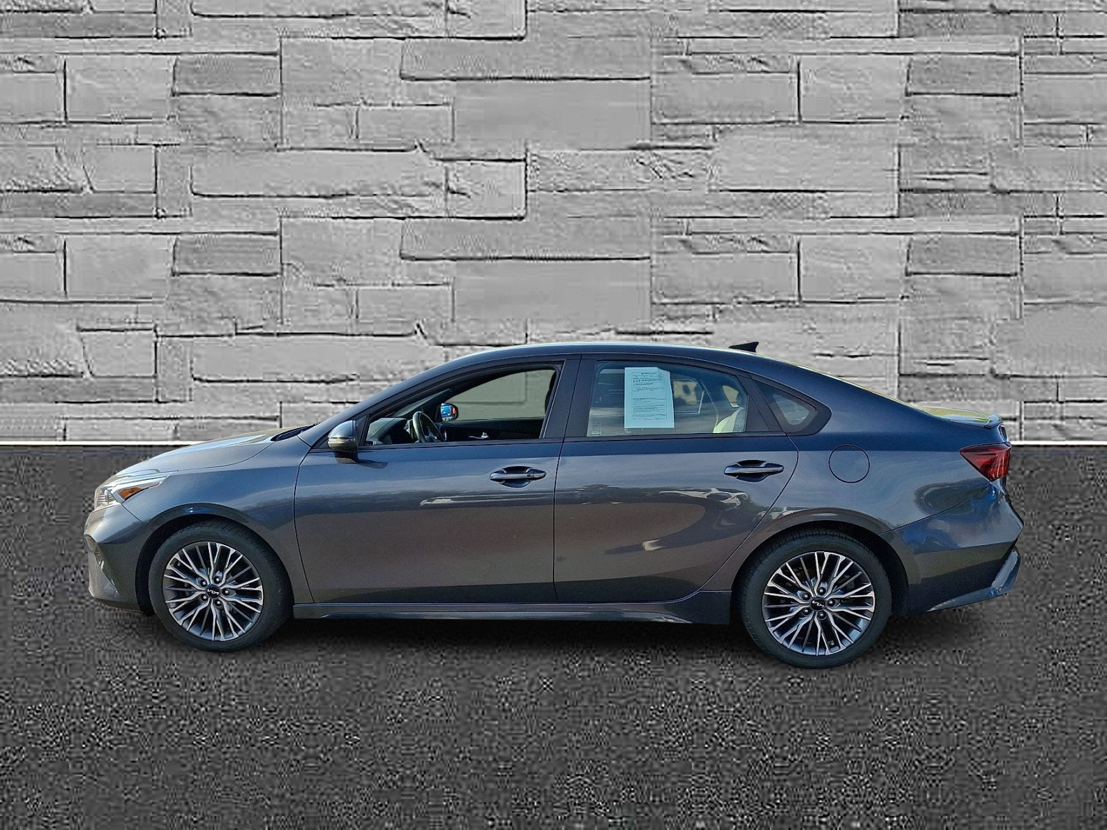 Used 2022 Kia Forte GT-Line w/ GT-Line Technology Package FWD image 6