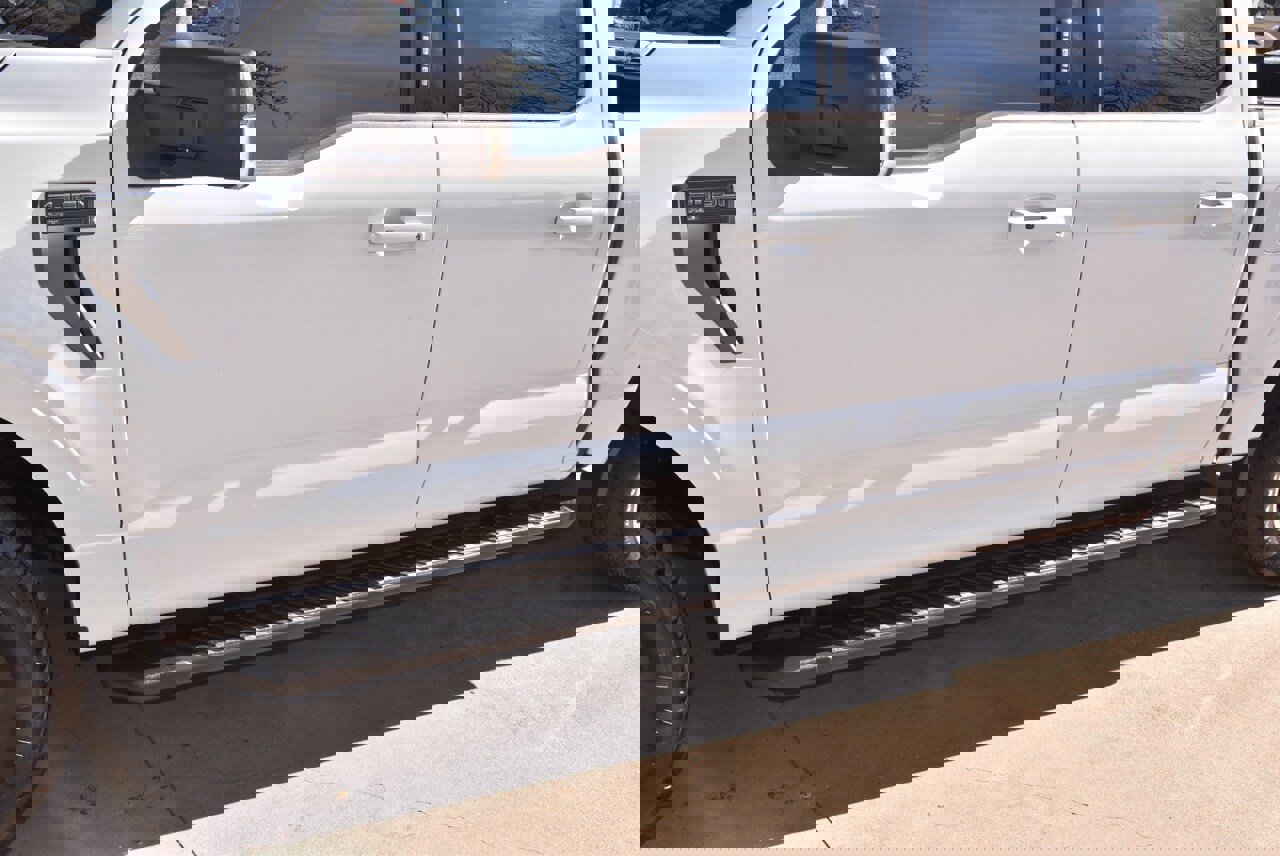 Certified 2022 Ford F150 XLT w/ Equipment Group 302A High image 38