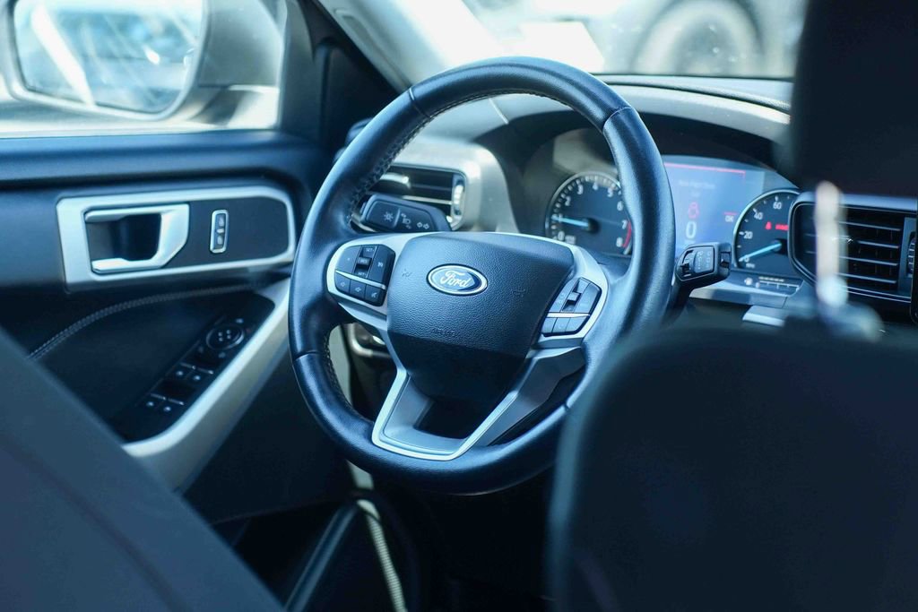 Certified 2023 Ford Explorer XLT AWD/4WD image 22