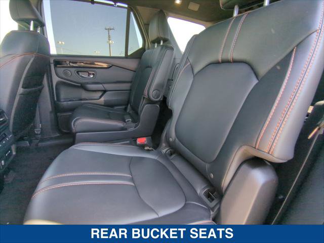 Used 2025 Honda Pilot TrailSport image 21