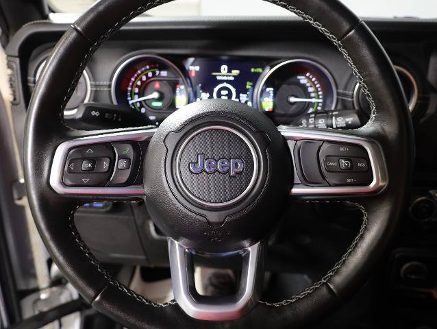 Used 2022 Jeep Wrangler Unlimited Sahara w/ Cold Weather Group AWD/4WD image 13