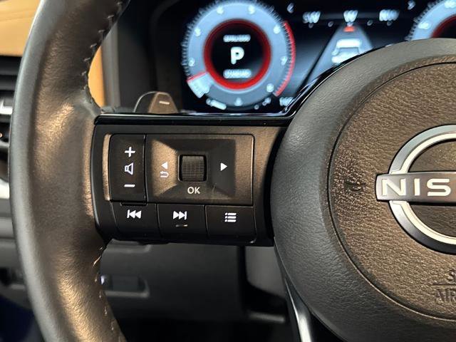 Used 2022 Nissan Rogue Platinum w/ Head-Up Display Package image 15