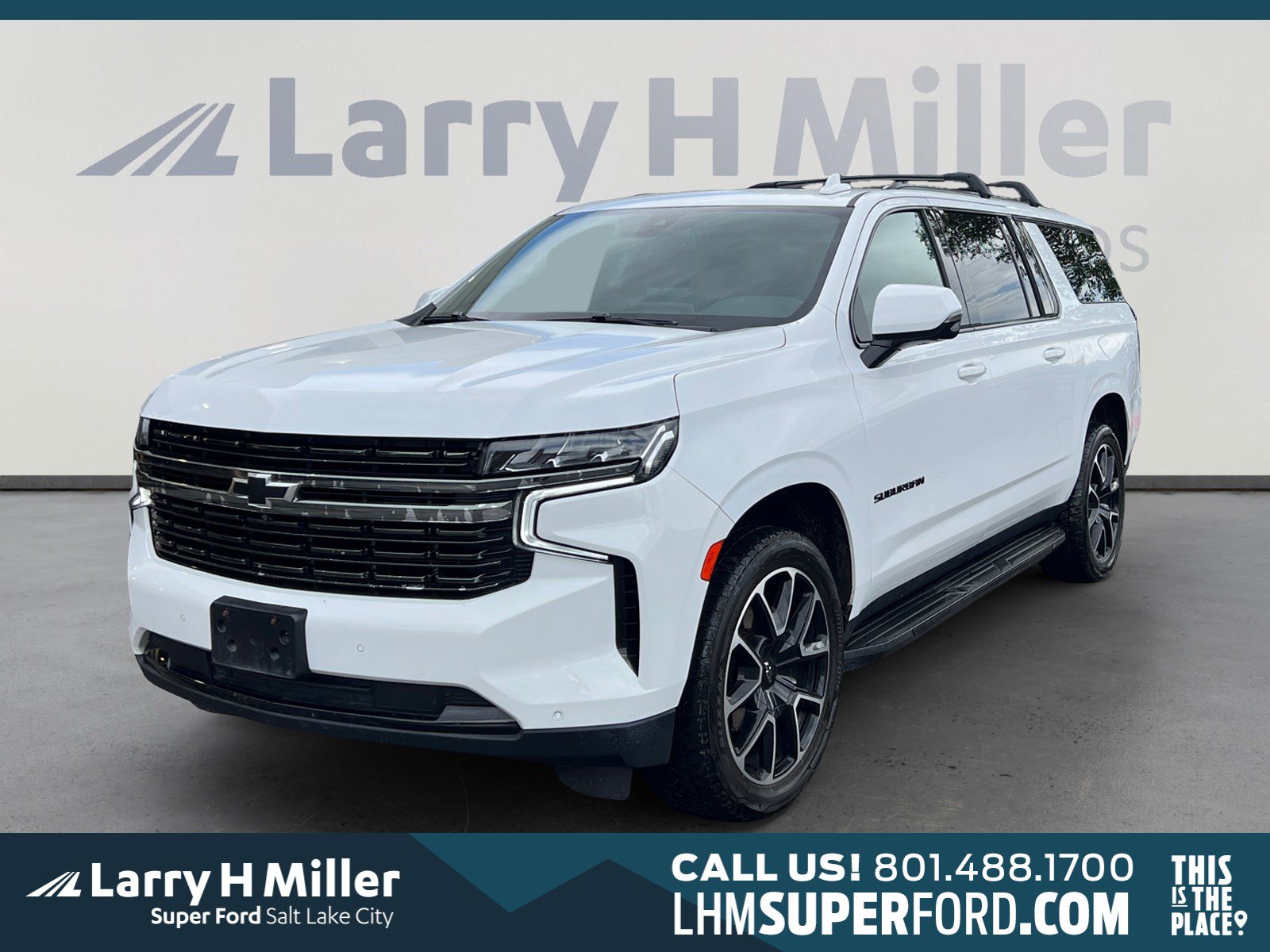 Used 2021 Chevrolet Suburban RST w/ Luxury Package AWD/4WD image 1