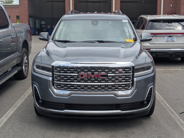 Used 2022 GMC Acadia Denali w/ Trailering Package FWD image 2