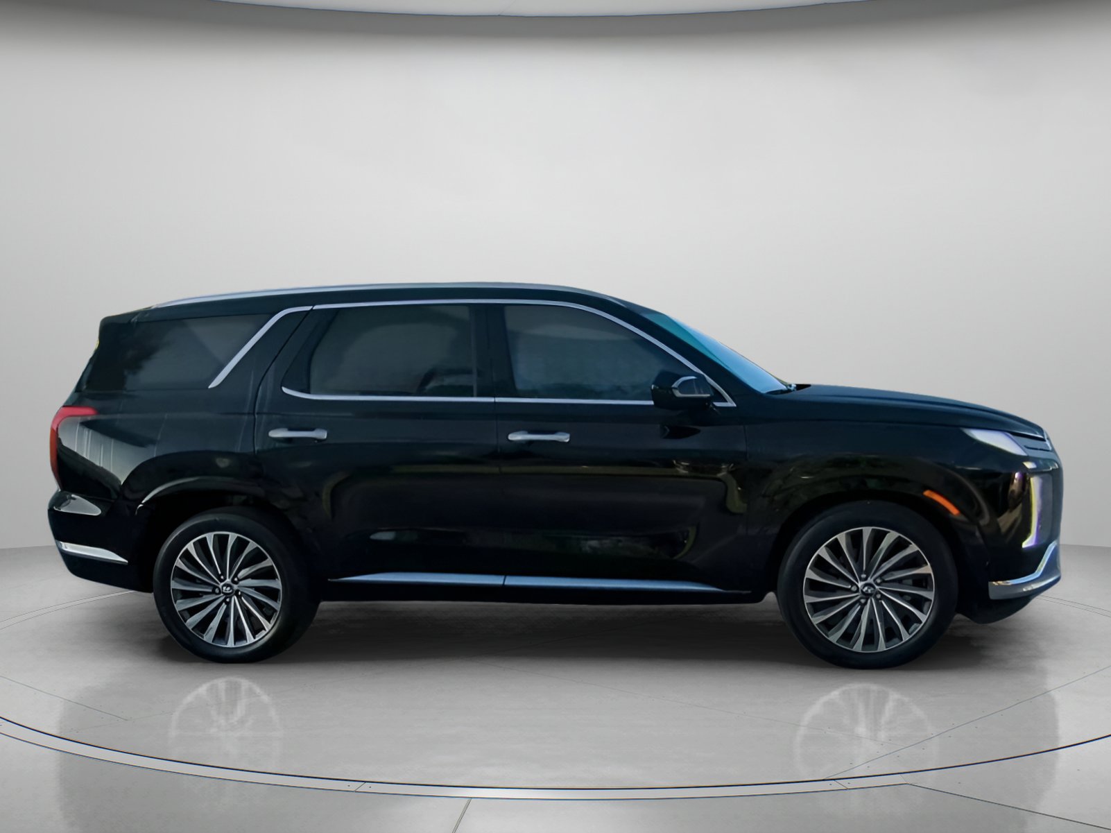 Used 2025 Hyundai Palisade Calligraphy FWD image 33