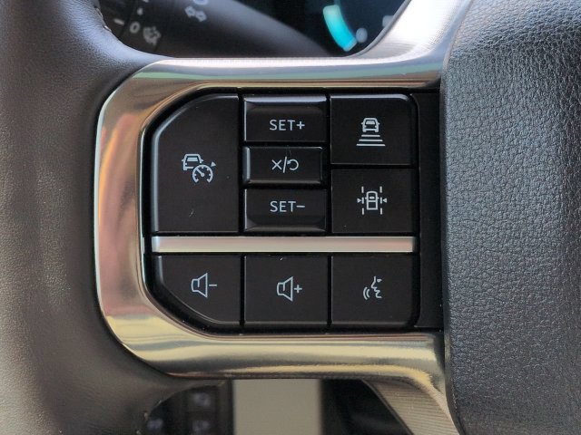 Certified 2025 Ford F450 Platinum w/ Platinum Plus Package AWD/4WD image 33