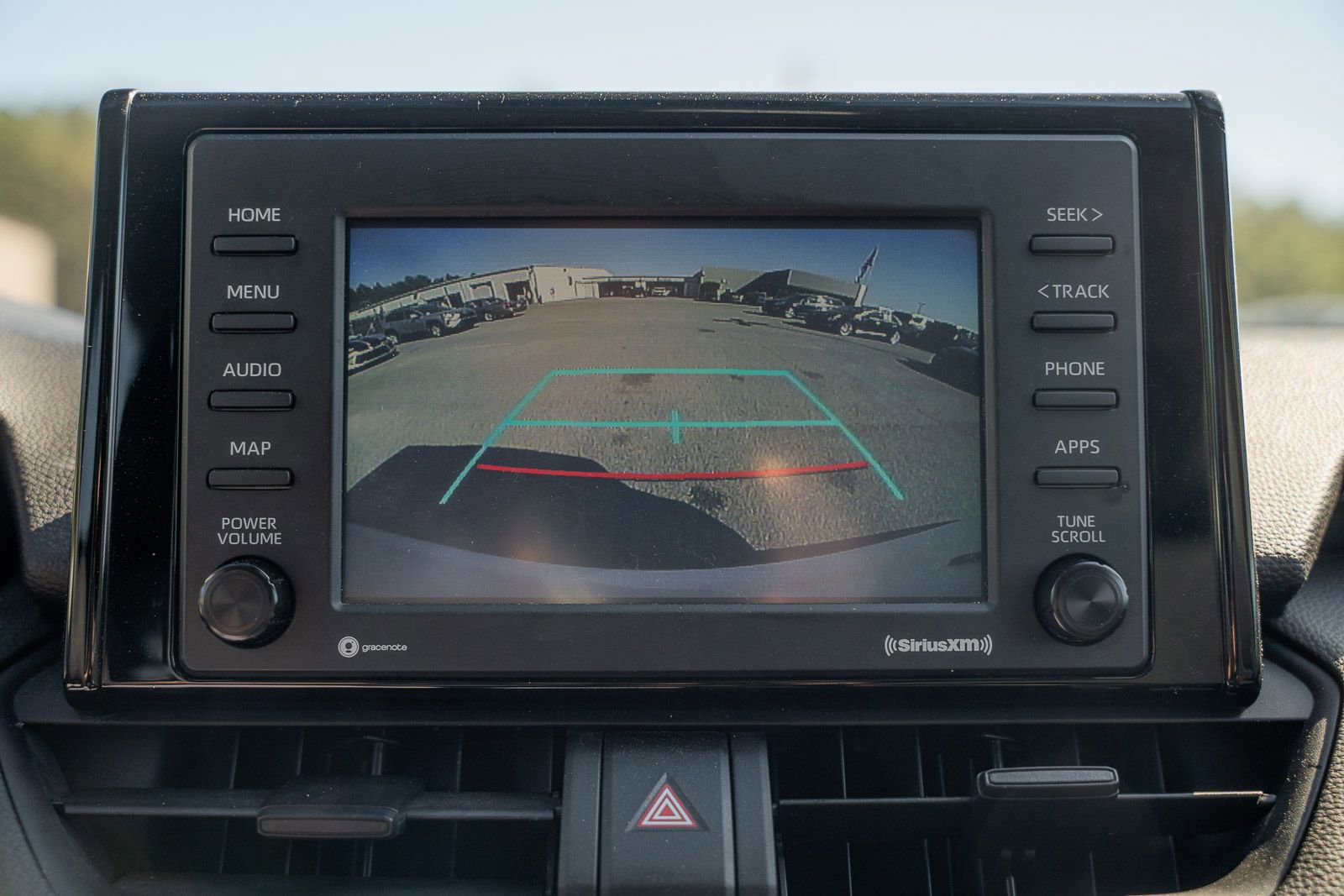 Used 2020 Toyota RAV4 LE FWD image 32