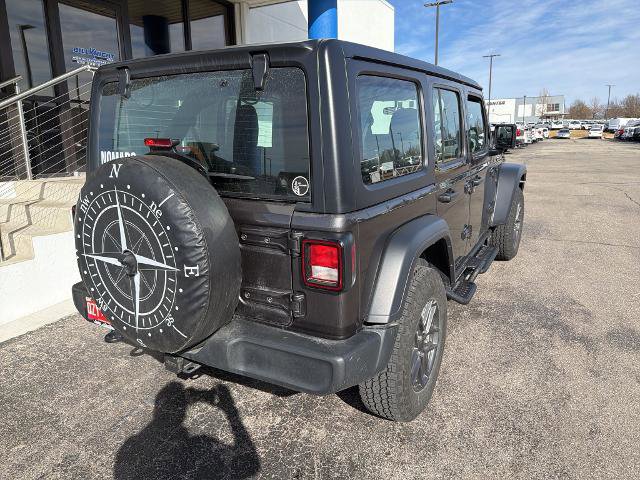 Used 2025 Jeep Wrangler Sport image 4