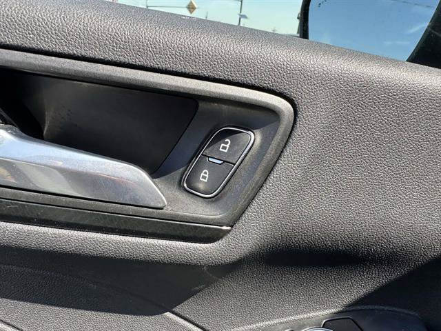 Certified 2022 Ford Escape SEL w/ SEL Stealth AWD Package image 30
