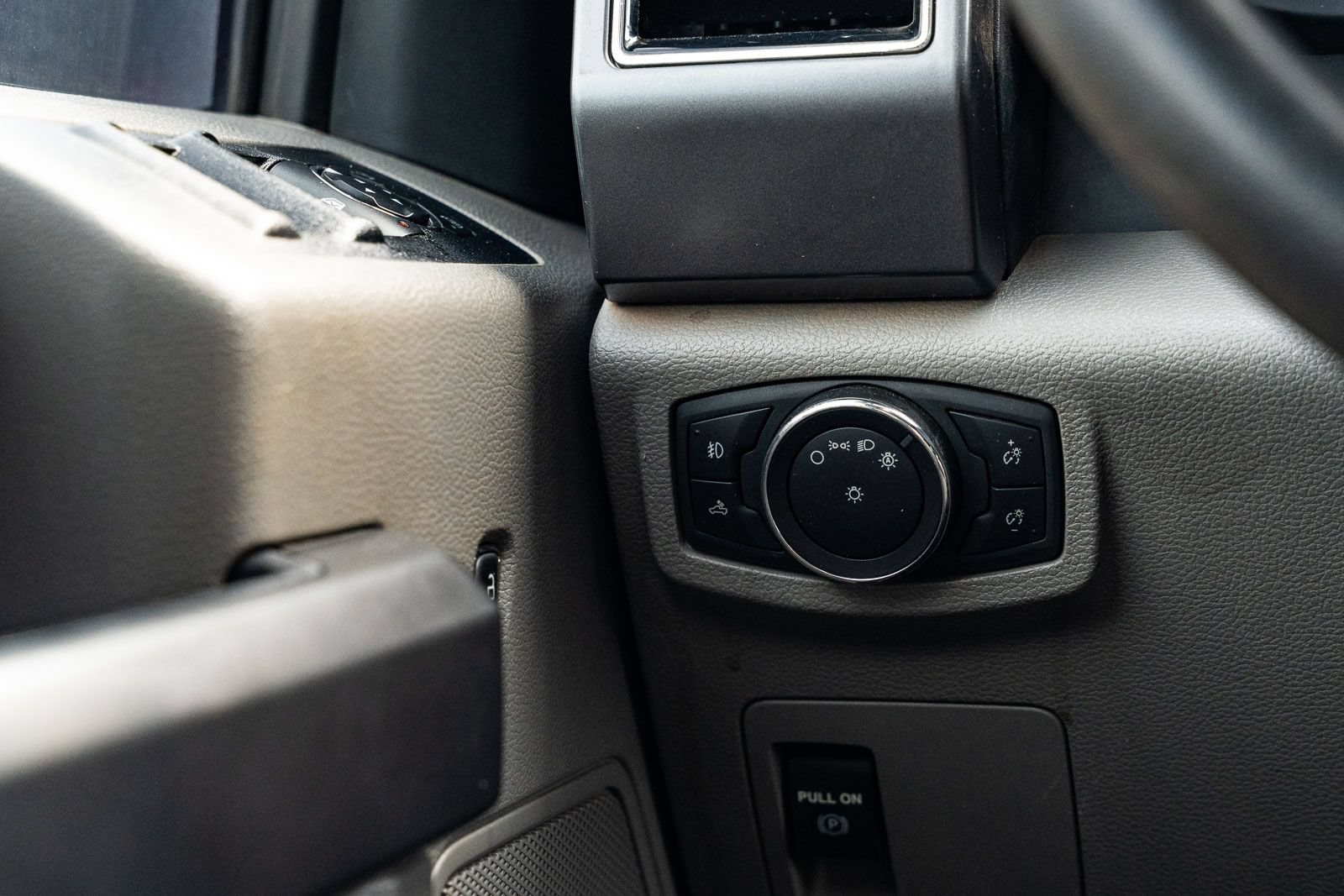 Certified 2019 Ford F150 XLT AWD/4WD image 24