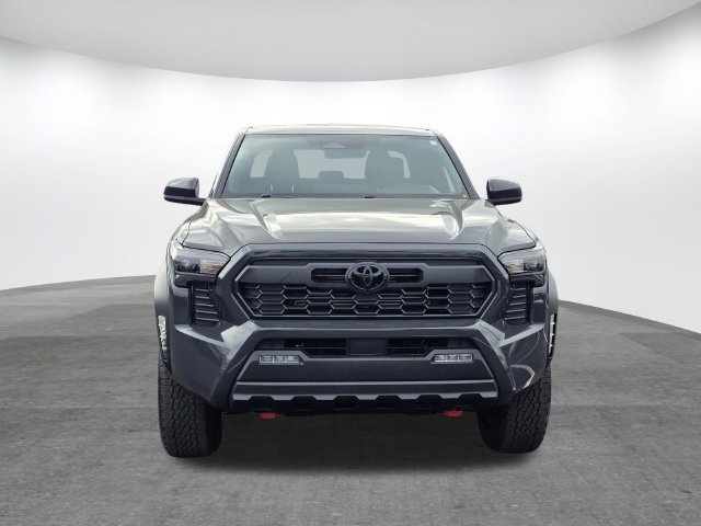 Used 2026 Toyota Tacoma TRD Off-Road AWD/4WD image 2
