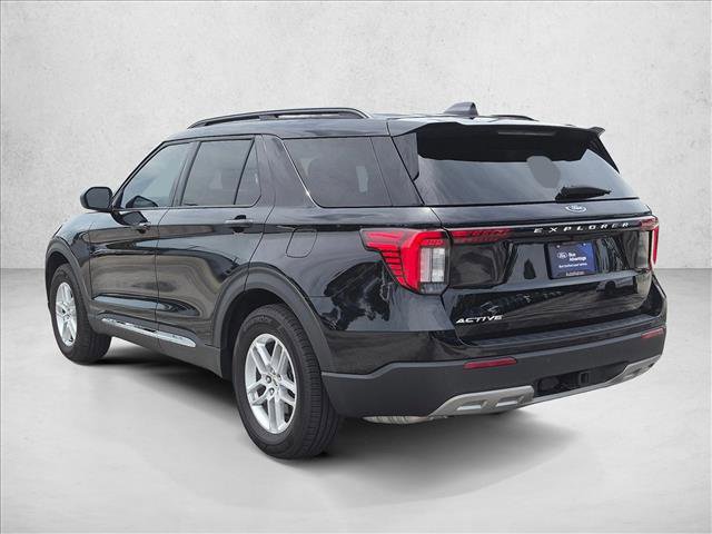 Certified 2025 Ford Explorer Active w/ Active Comfort Package RWD image 8