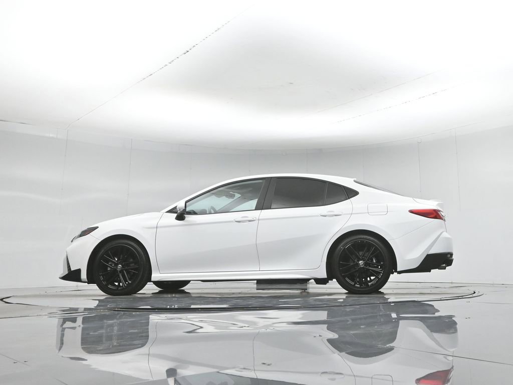 Used 2025 Toyota Camry SE FWD image 54