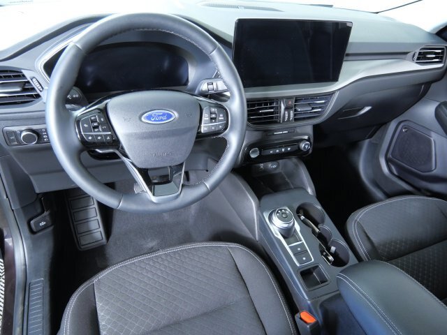 Certified 2023 Ford Escape Active w/ Tech Pack #2 AWD/4WD image 2