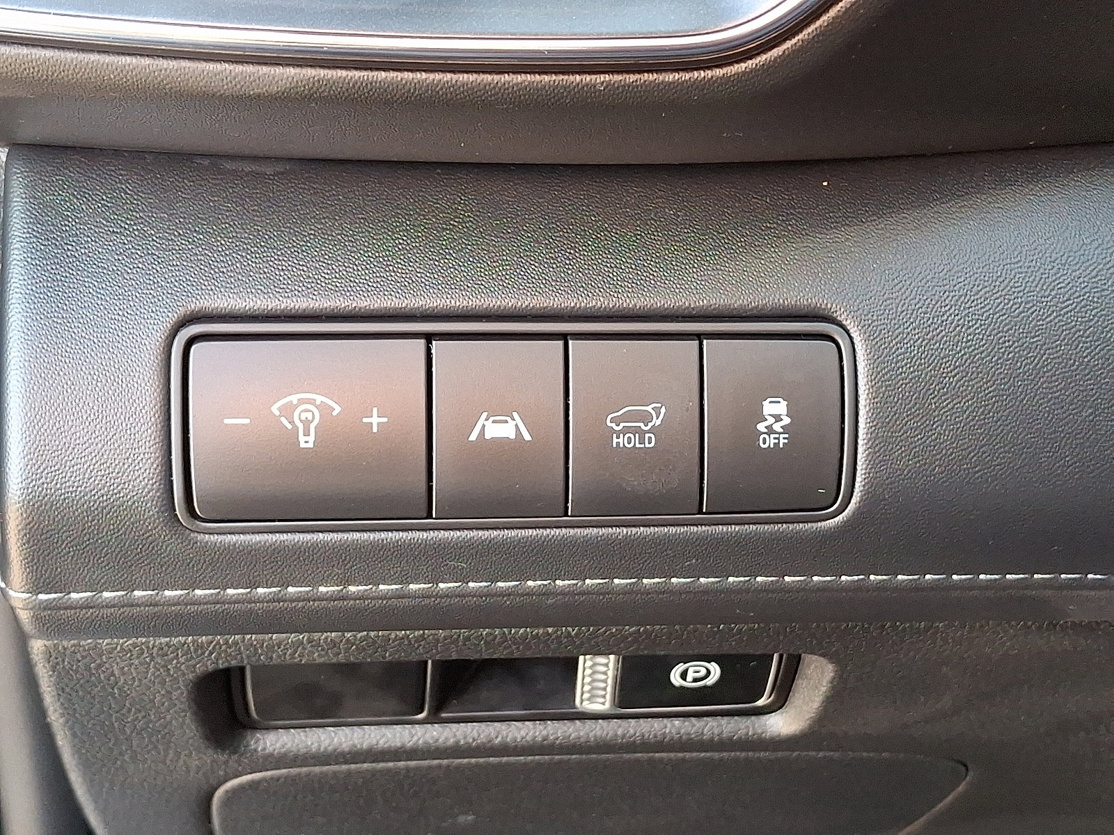 Used 2023 Hyundai Santa Fe Limited image 34