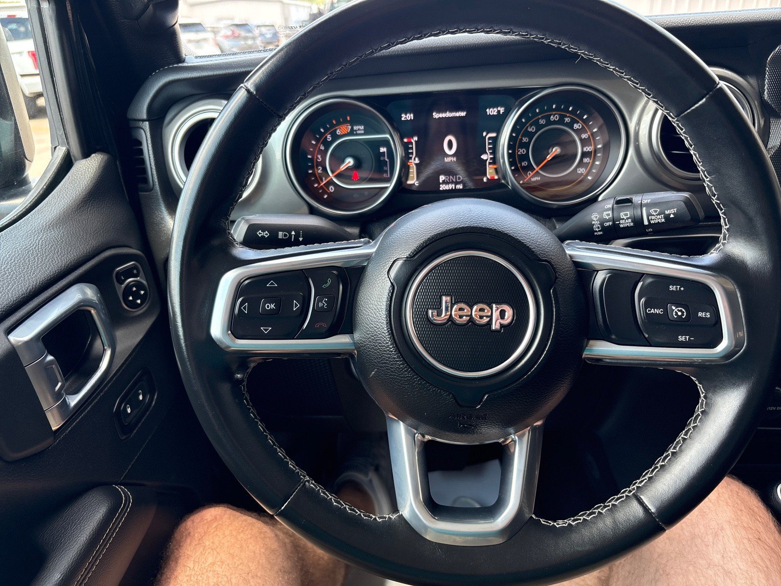 Used 2021 Jeep Wrangler Unlimited Sahara w/ Uconnect 4C Nav & Sound Group AWD/4WD image 14