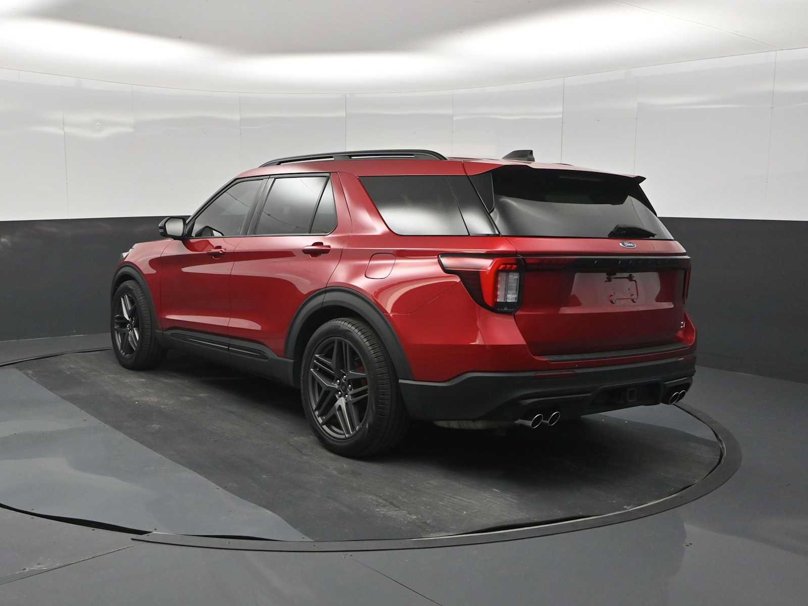 Certified 2025 Ford Explorer ST w/ Sun And Sound Package AWD/4WD image 6