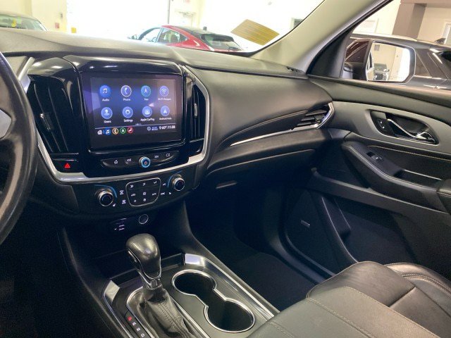 Used 2021 Chevrolet Traverse LT w/ LT Premium Package AWD/4WD image 14