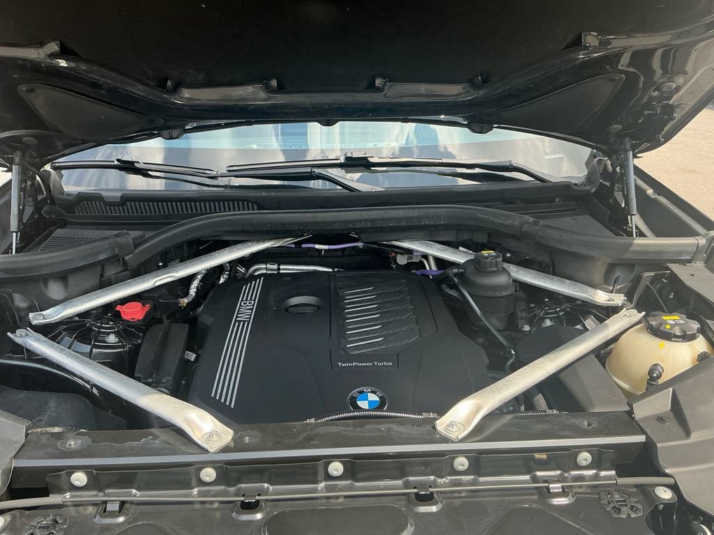 Used 2023 BMW X5 xDrive40i w/ Premium Package AWD/4WD image 25