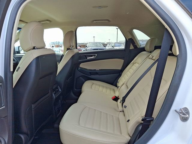 Certified 2019 Ford Edge SEL w/ Equipment Group 201A image 10