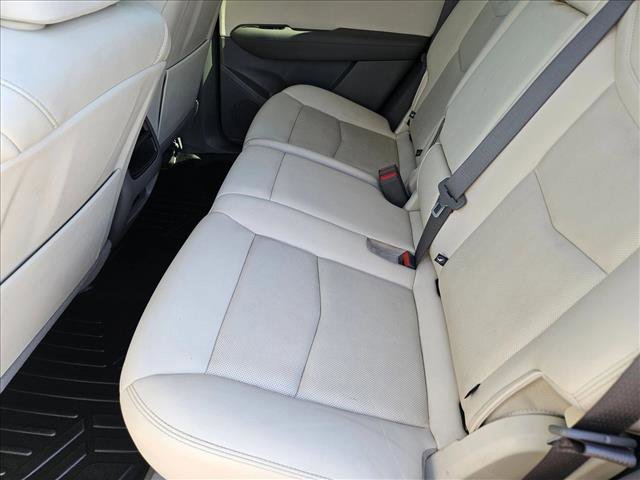 Used 2021 Cadillac XT5 Premium Luxury w/ LPO, Floor Liner Package image 19