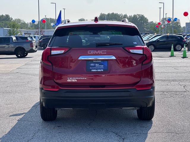 Used 2022 GMC Terrain SLE w/ Driver Convenience Package FWD image 6