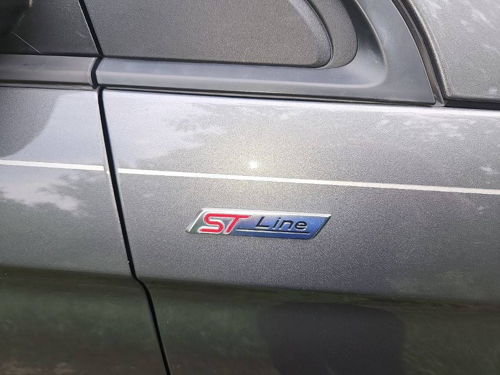 Certified 2024 Ford Edge ST-Line AWD/4WD image 4
