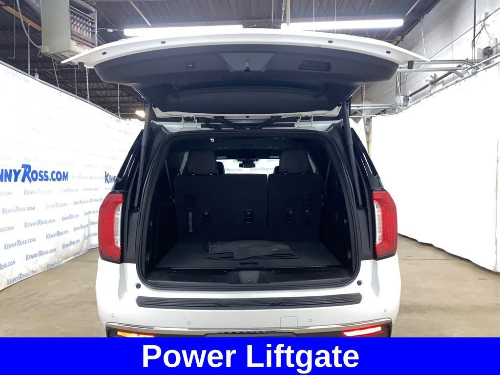 Used 2023 GMC Yukon XL SLT image 12