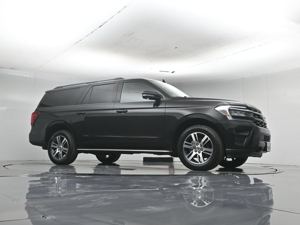 Certified 2022 Ford Expedition Max Limited AWD/4WD image 4