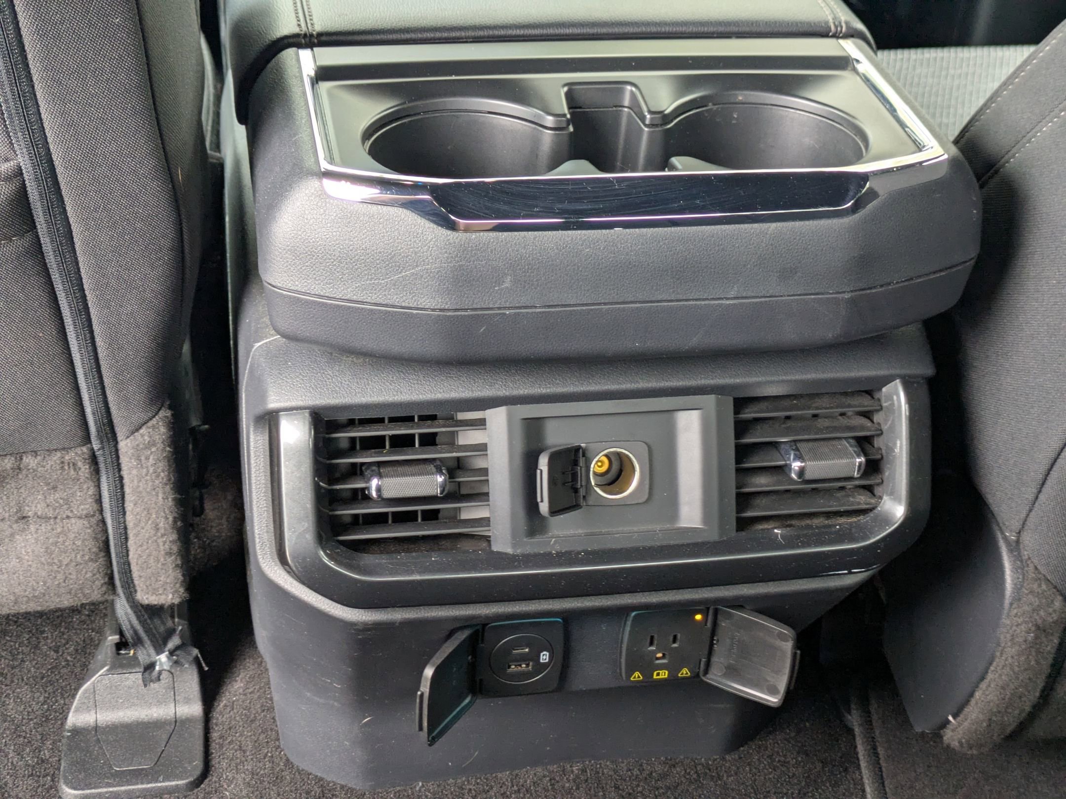 Certified 2022 Ford F150 XLT w/ Equipment Group 302A High image 28