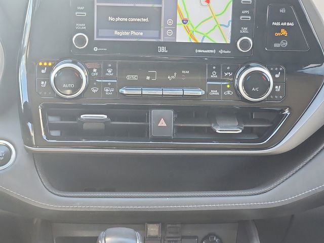 Used 2021 Toyota Highlander Limited AWD/4WD image 17