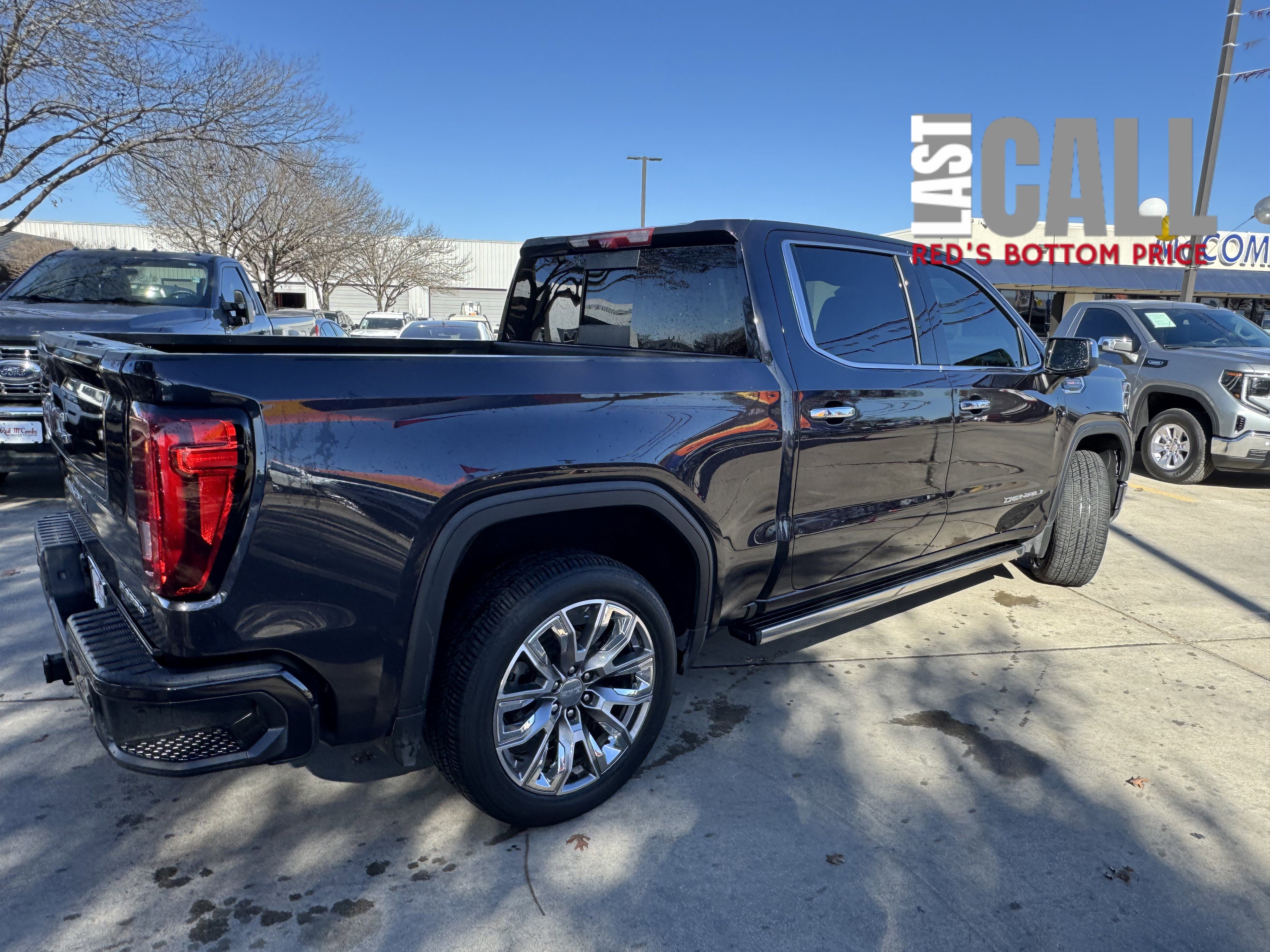 Used 2023 GMC Sierra 1500 Denali w/ Denali Reserve Package image 3