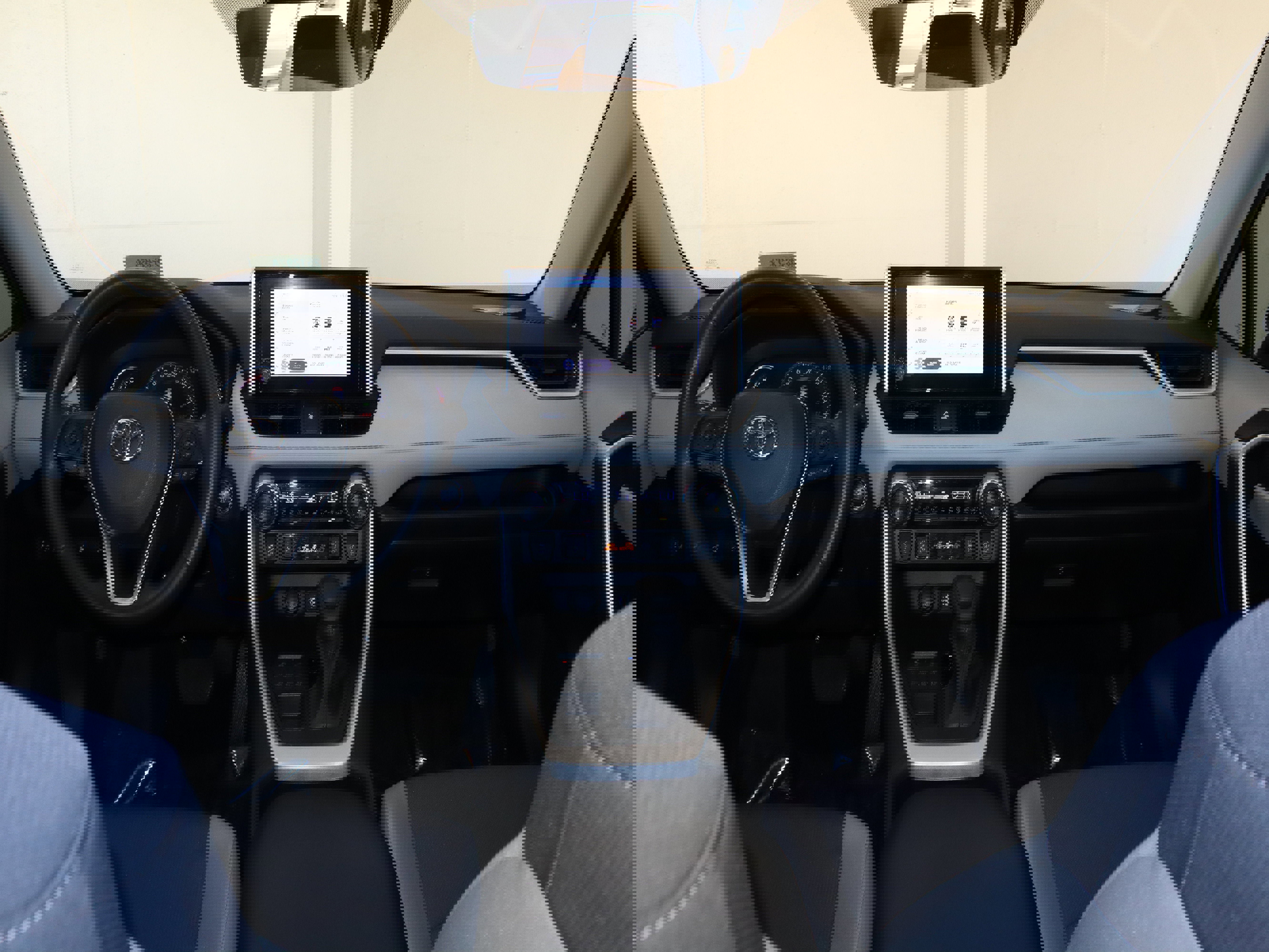 Used 2024 Toyota RAV4 XLE w/ Convenience Package image 25