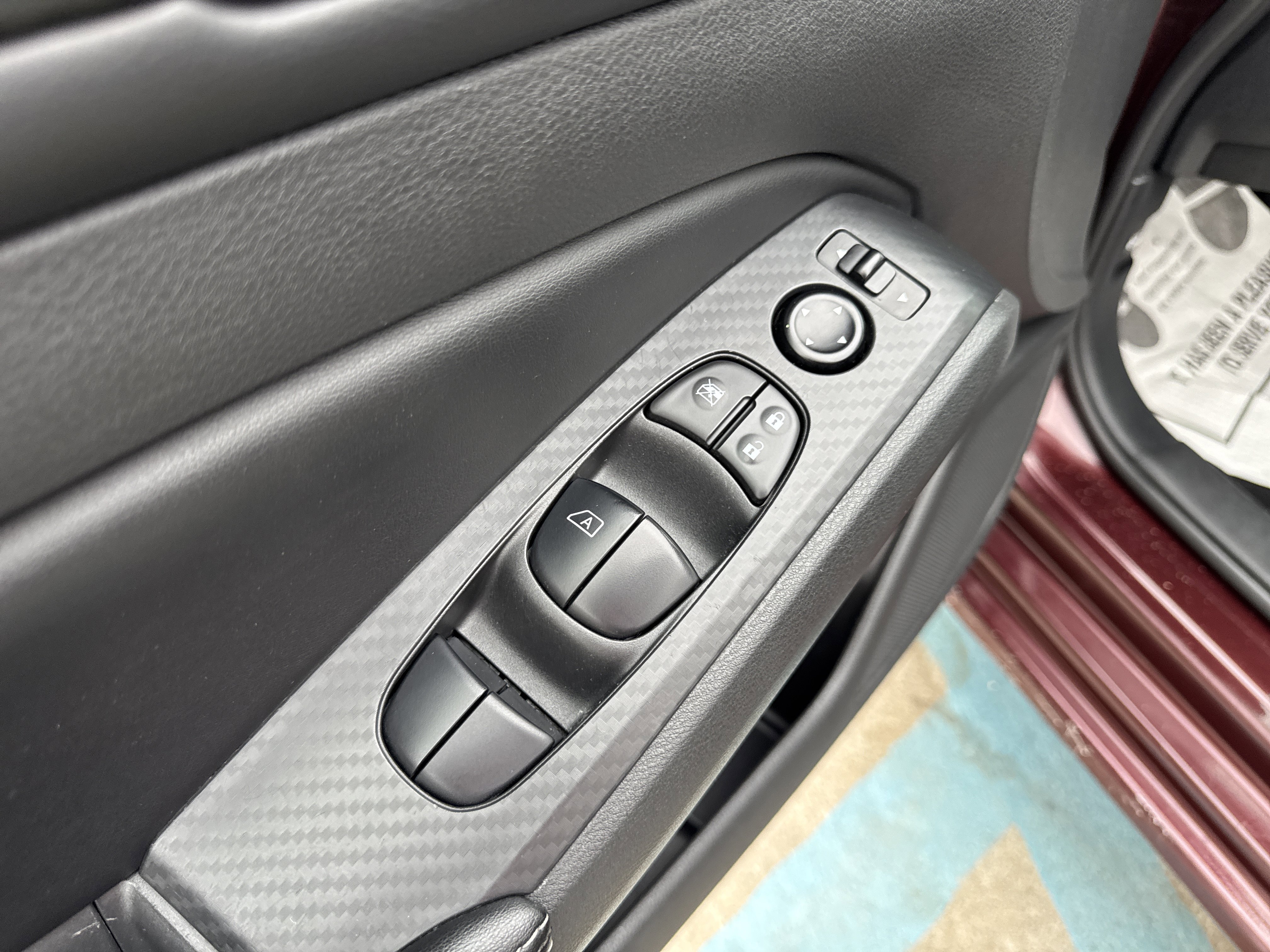 Used 2024 Nissan Altima 2.5 SV image 8