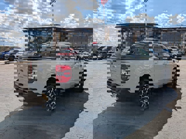 Certified 2024 Ford Maverick Lariat image 5