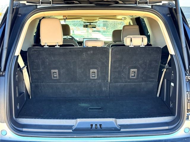 Certified 2024 Ford Expedition Limited image 7