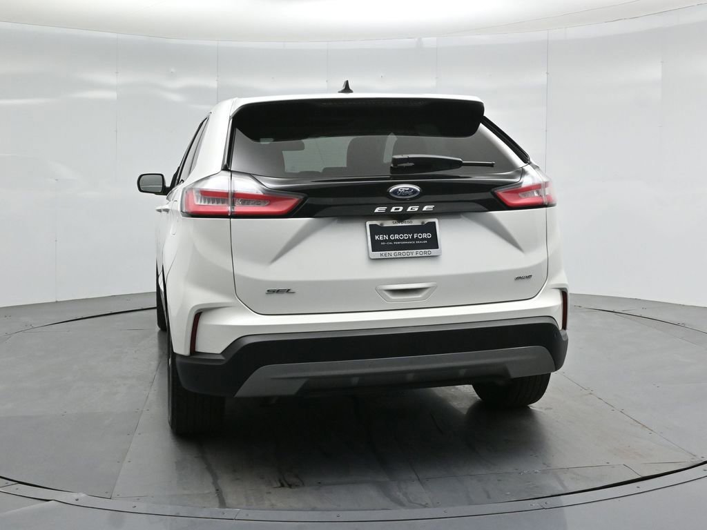 Certified 2023 Ford Edge SEL w/ Convenience Package AWD/4WD image 14