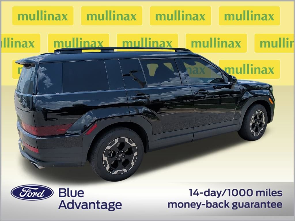 Used 2024 Hyundai Santa Fe SEL FWD image 3