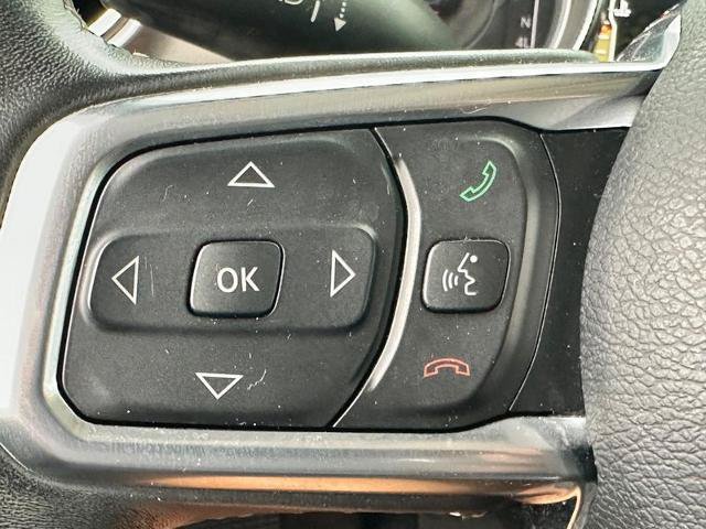 Used 2019 Jeep Wrangler Unlimited Sahara AWD/4WD image 18