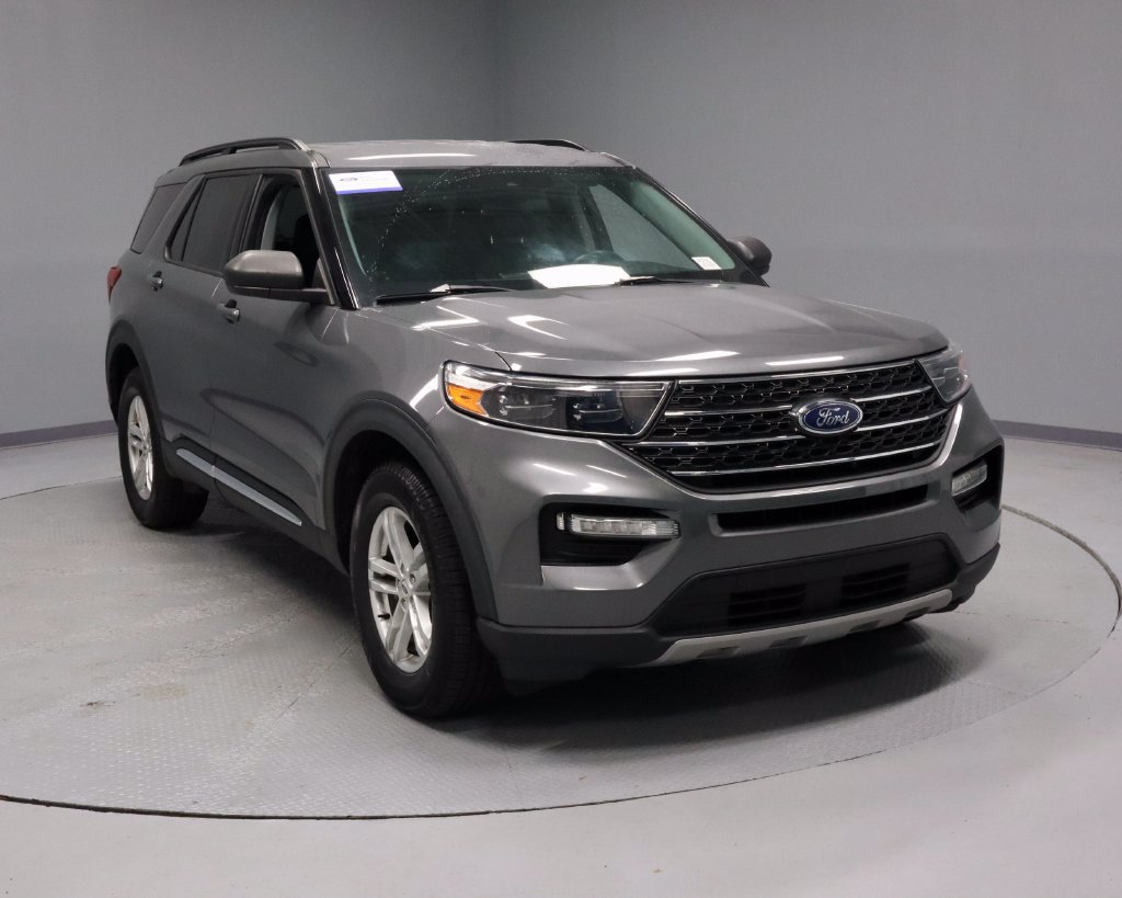 Certified 2022 Ford Explorer XLT w/ Equipment Group 202A