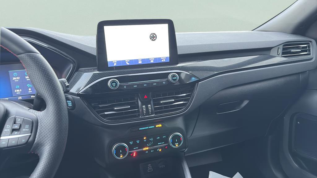 Certified 2024 Ford Escape ST-Line image 21