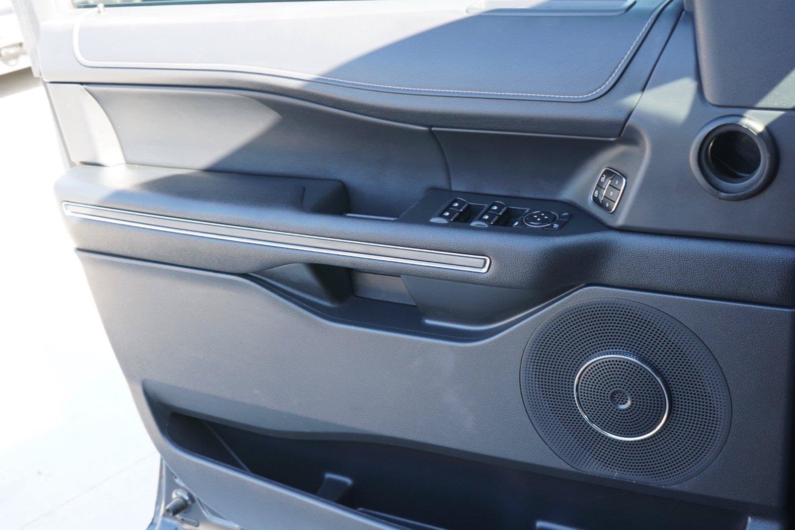 Certified 2023 Ford Expedition XLT RWD image 17