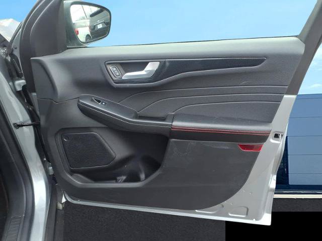 Certified 2023 Ford Escape ST-Line w/ Tech Pack #1 AWD/4WD image 10