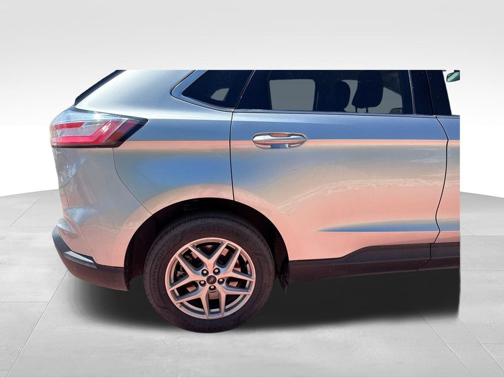 Certified 2024 Ford Edge SEL AWD/4WD image 33