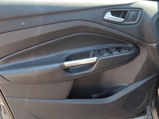 Certified 2019 Ford Escape SE FWD image 12