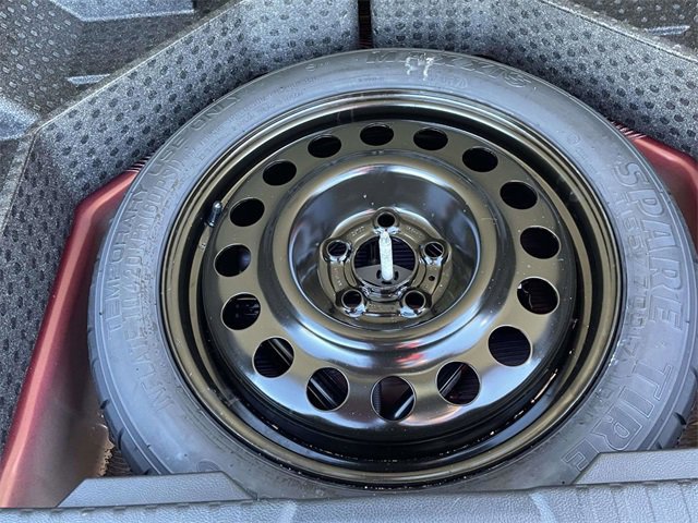 Certified 2019 Ford Edge SEL w/ Equipment Group 201A image 29