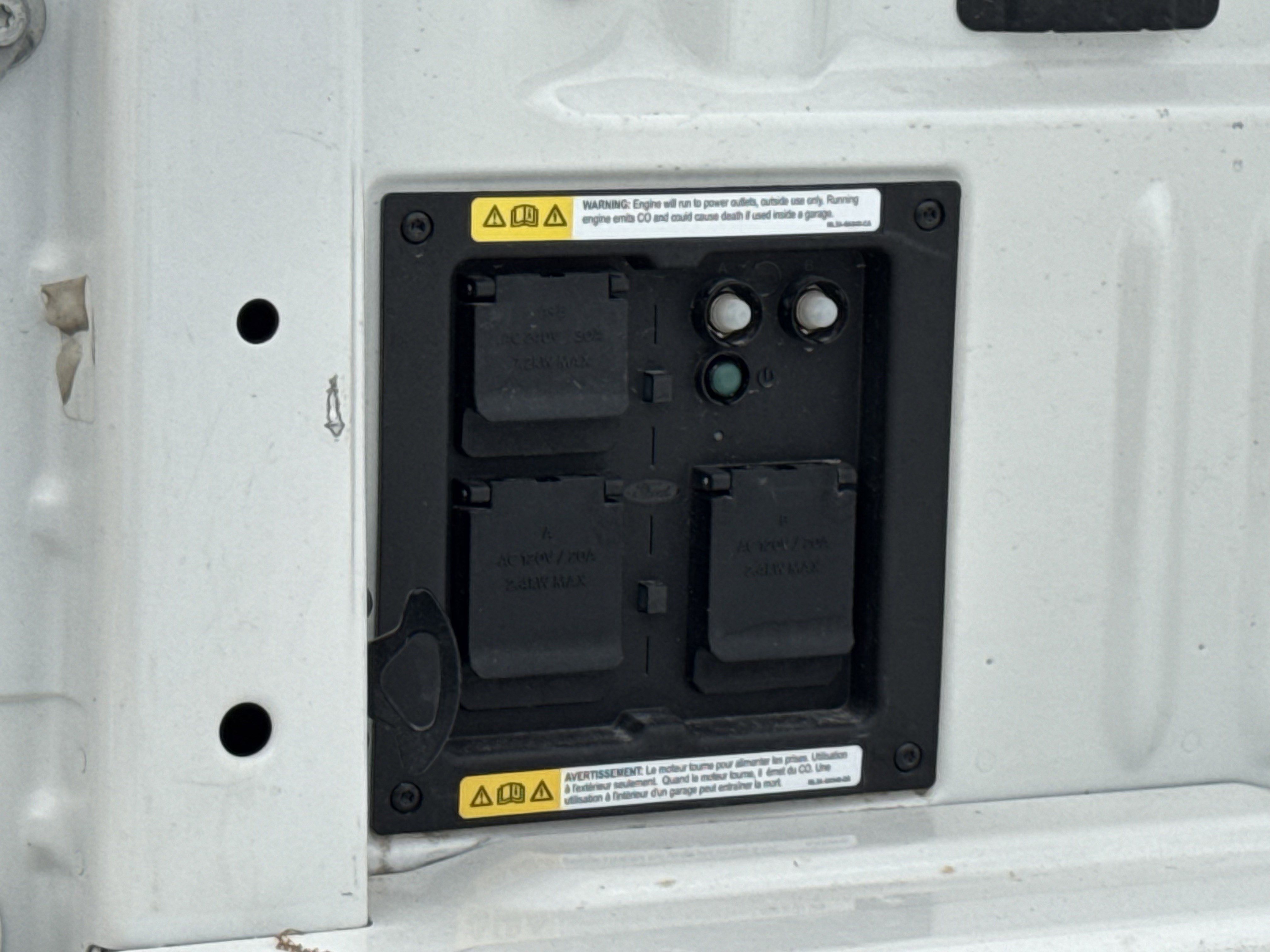 Certified 2025 Ford F150 Platinum w/ Equipment Group 703A Plus image 9