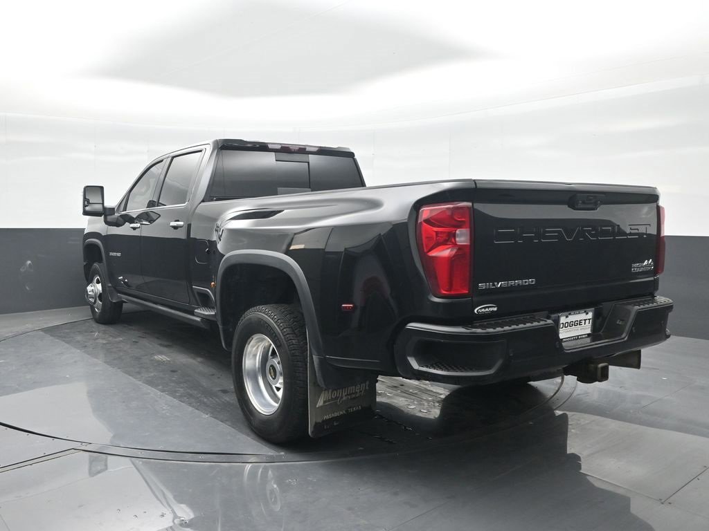 Used 2023 Chevrolet Silverado 3500 High Country image 4
