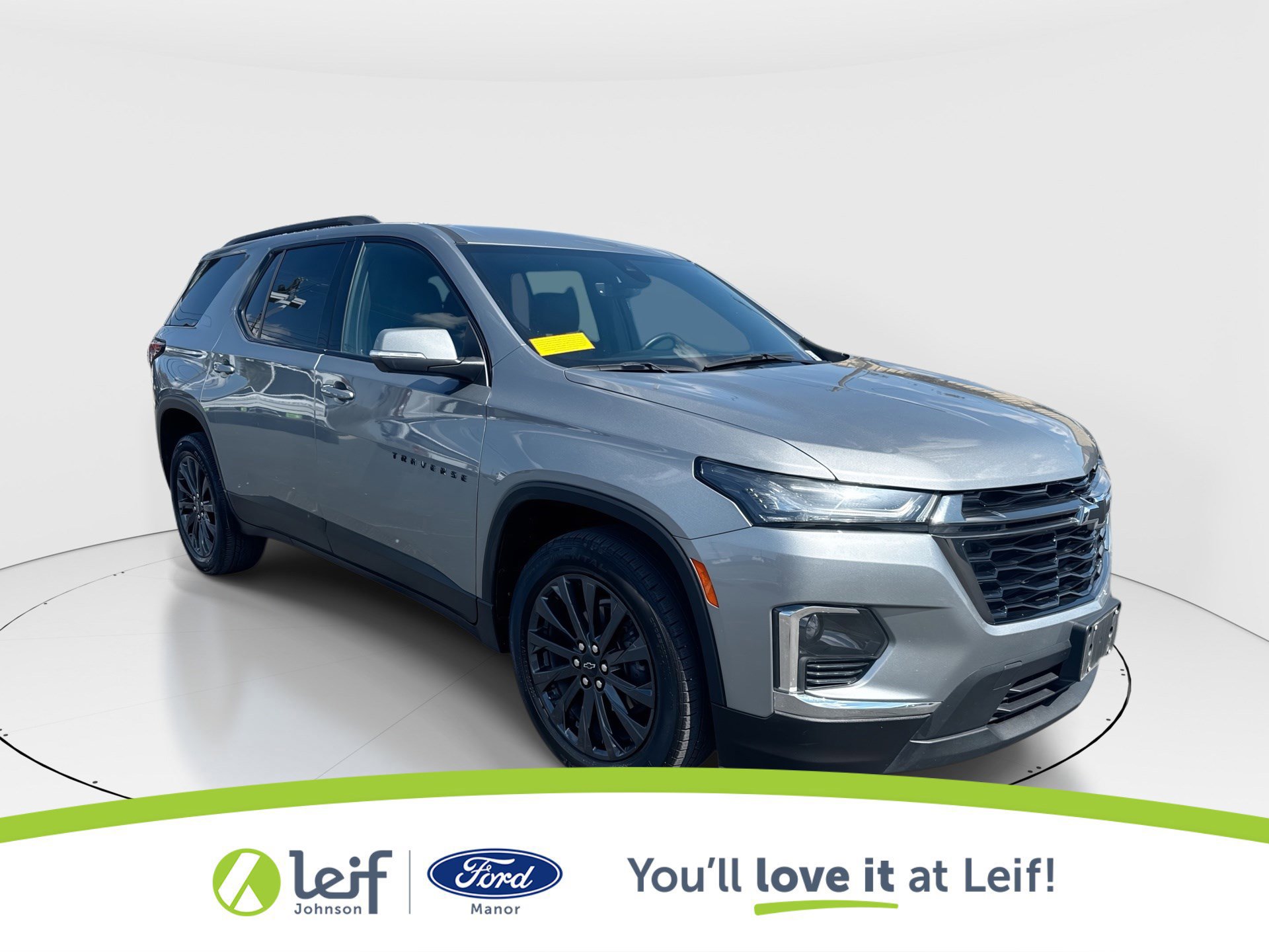 Used 2023 Chevrolet Traverse RS